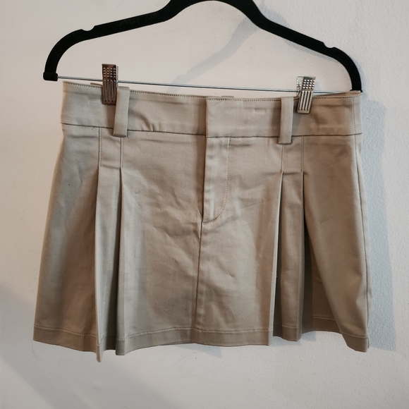 Sunday Best Rider Skirt - Picture 2 of 6